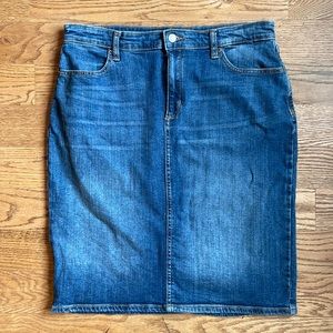 Banana Republic Denim Jean Skirt size 10